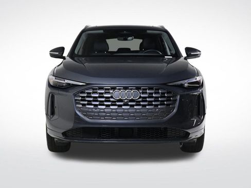 Used 2025 Audi Q5 Premium Plus w/ Premium Plus image 8