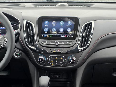 Certified 2023 Chevrolet Equinox RS image 3