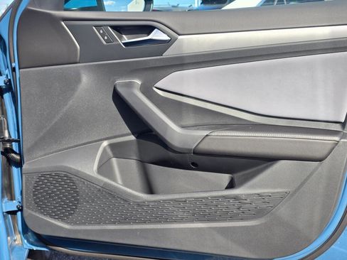 New 2026 Volkswagen Jetta SE FWD image 42