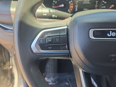 Used 2023 Jeep Compass Trailhawk AWD/4WD image 16