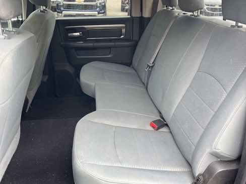 Used 2019 RAM 1500 Classic SLT AWD/4WD image 12