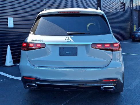 Used 2024 Mercedes-Benz GLS 450 4MATIC image 6