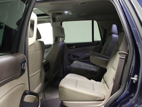 Used 2018 GMC Yukon SLT w/ Open Road Package image 14