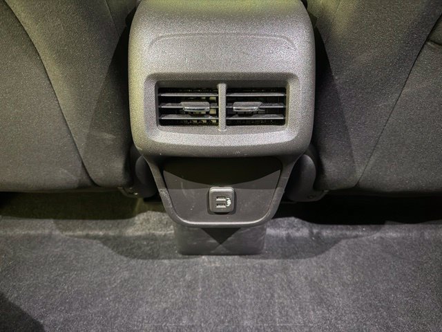 Certified 2024 Chevrolet Equinox LT w/ LPO, Floor Liner Package FWD image 24