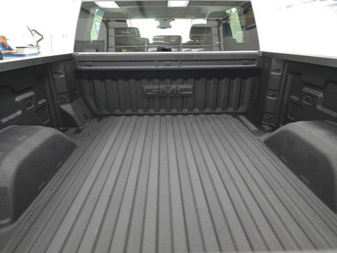 Used 2026 GMC Sierra 1500 Elevation AWD/4WD image 8