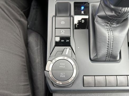 New 2025 Toyota Tacoma SR5 image 19