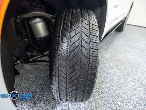 Used 2023 Chevrolet Tahoe High Country AWD/4WD image 46