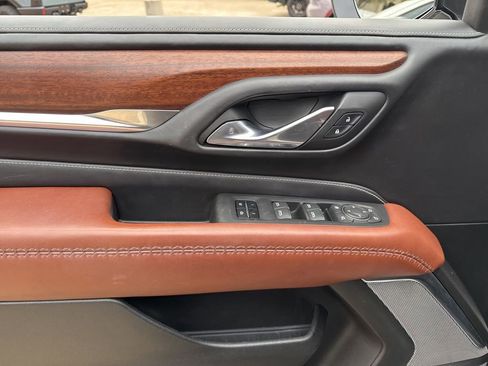 Used 2023 GMC Yukon XL Denali Ultimate image 14