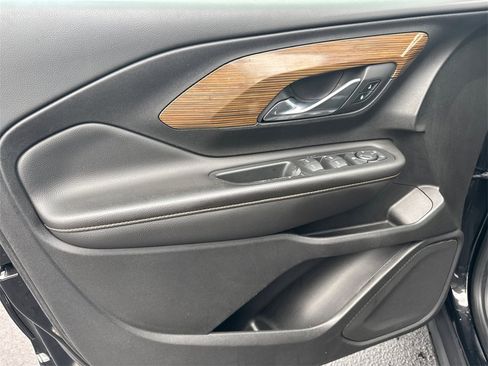 Used 2019 GMC Terrain SLE image 11