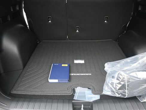 Used 2025 Hyundai Tucson SEL image 32