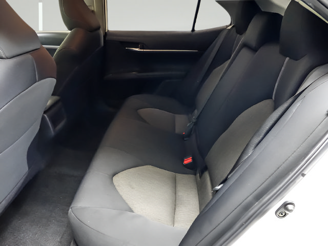 Used 2021 Toyota Camry LE FWD image 10