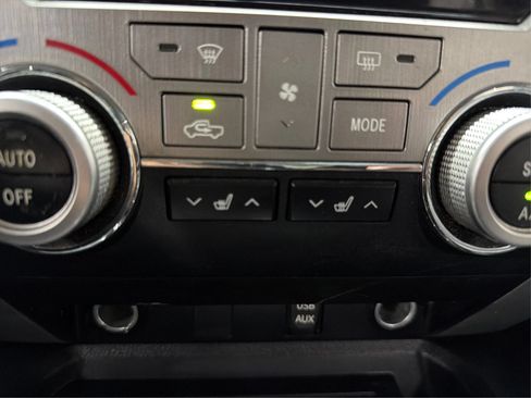 Used 2015 Toyota Tundra Limited RWD image 22
