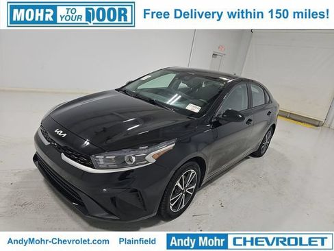 Used 2022 Kia Forte LXS FWD image 1