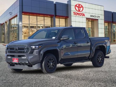 Certified 2025 Toyota Tacoma SR5 AWD/4WD image 2