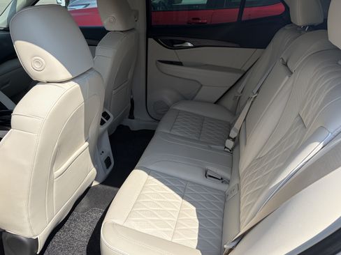 Used 2023 Buick Envision Avenir AWD/4WD image 35