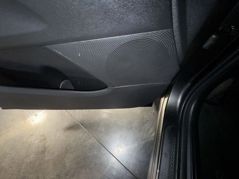 Certified 2025 Kia Sorento EX image 21