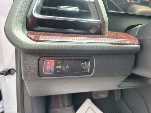 New 2026 Chevrolet Traverse RS w/ LPO, Floor Liner Package image 18