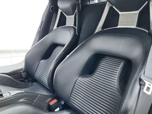 Used 2019 Ford GT image 19