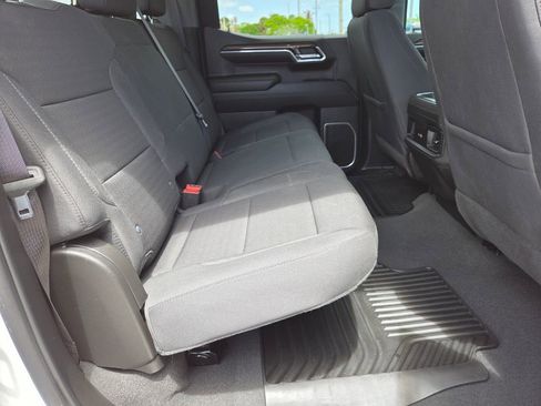 Used 2024 Chevrolet Silverado 1500 LT AWD/4WD image 13
