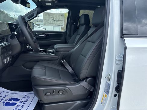 New 2026 Chevrolet Tahoe RST image 14