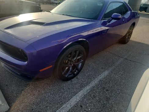 Used 2019 Dodge Challenger SXT w/ Plus Package RWD image 2