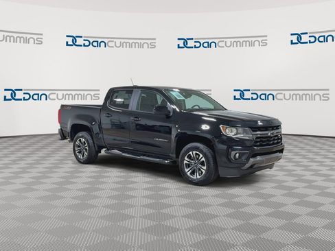 Used 2022 Chevrolet Colorado Z71 image 2