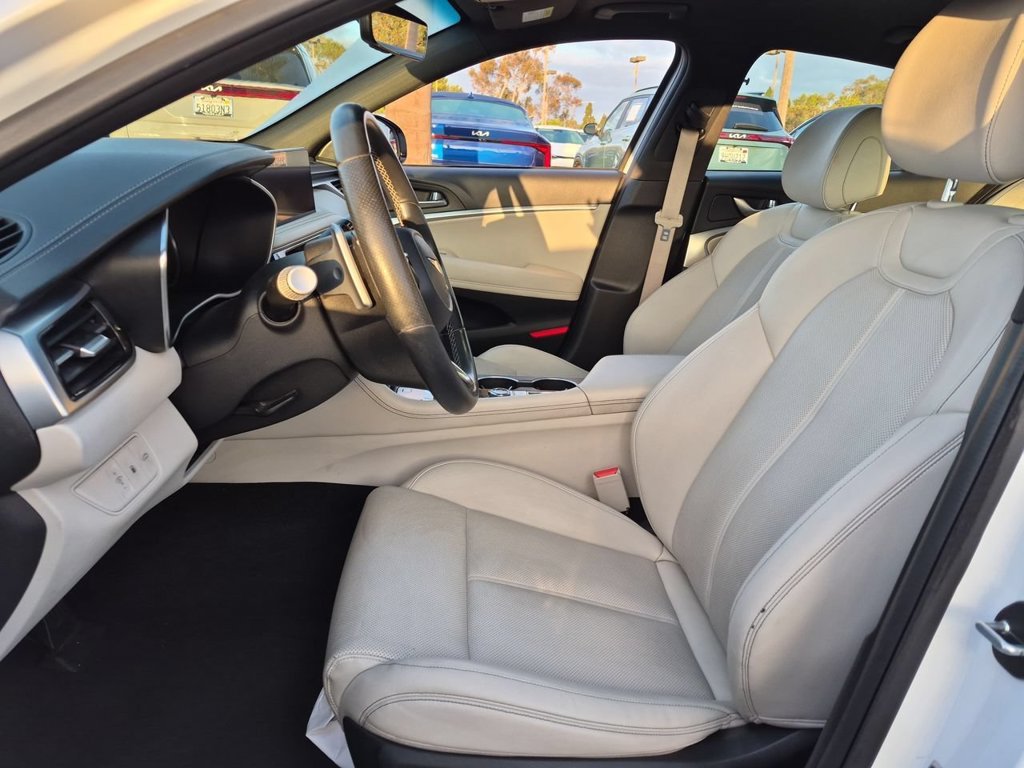 Used 2024 Genesis G70 2.5T AWD/4WD image 19