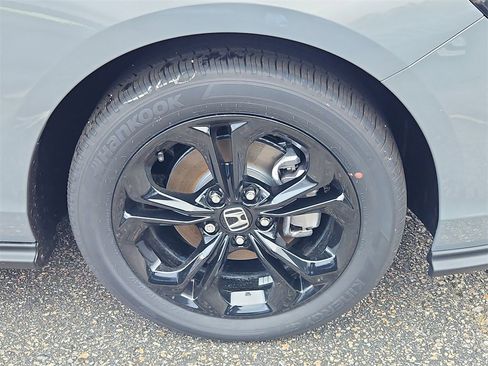 New 2025 Honda Accord SE image 4