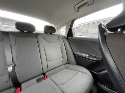 Used 2025 Kia K4 LXS image 39