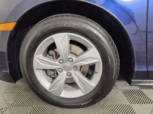 Used 2019 Honda Odyssey EX image 10