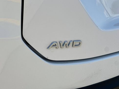 Used 2025 Honda Pilot EX-L image 28