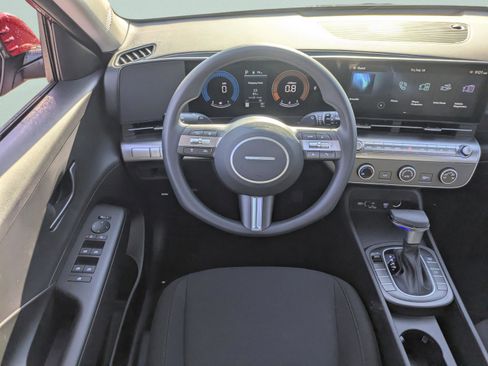 New 2026 Hyundai Kona SE FWD image 15