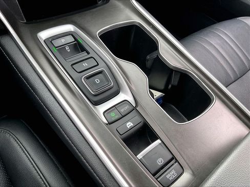 Used 2021 Honda Accord EX-L image 34