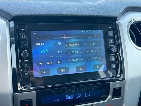 Used 2019 Toyota Tundra Limited w/ Limited Premium Package AWD/4WD image 15