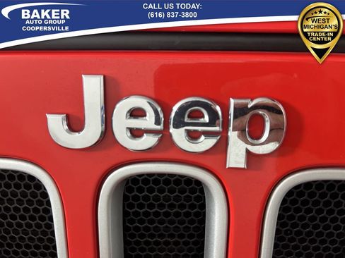 Used 2017 Jeep Wrangler Sahara w/ Dual Top Group image 27