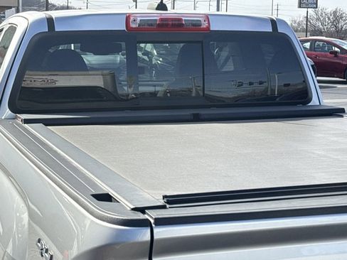 Used 2016 GMC Canyon SLT w/ Trailering Package image 10