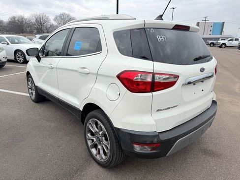 Used 2019 Ford EcoSport Titanium image 3