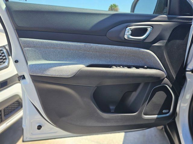 New 2026 Jeep Compass Latitude AWD/4WD image 22
