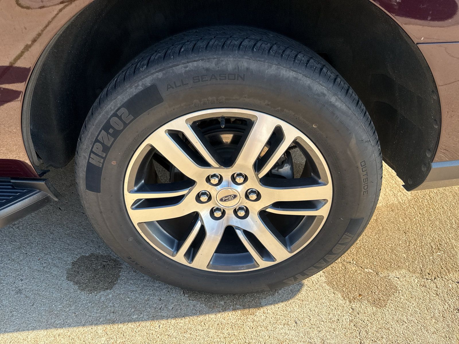 Used 2024 Ford Expedition Limited AWD/4WD image 14