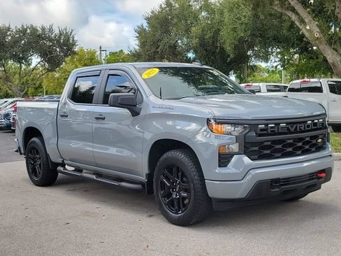 Certified 2025 Chevrolet Silverado 1500 Custom w/ Turbomax Blackout Package RWD image 5
