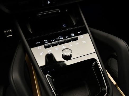 New 2026 Porsche Cayenne Turbo GT AWD/4WD image 32