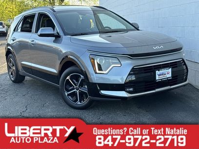 New 2025 Kia Niro SX