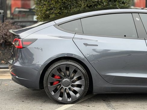 Used 2023 Tesla Model 3 Performance image 22