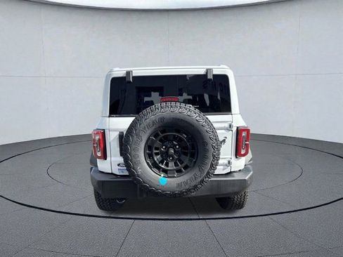 New 2026 Ford Bronco Outer Banks w/ Sasquatch Package image 5