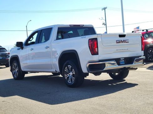 Used 2025 GMC Sierra 1500 SLT AWD/4WD image 3