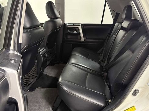 Used 2015 Toyota 4Runner Limited AWD/4WD image 25