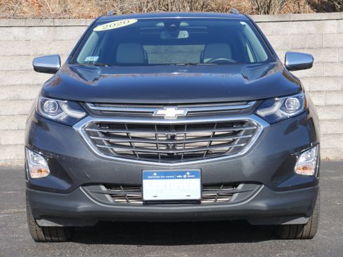 Used 2020 Chevrolet Equinox Premier image 2