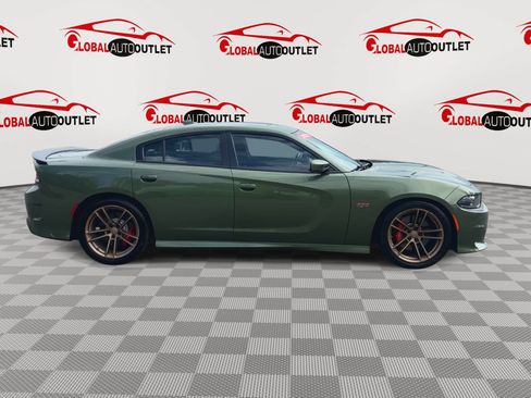 Used 2022 Dodge Charger Scat Pack w/ Plus Group RWD image 9