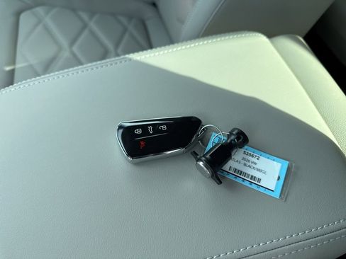 New 2026 Volkswagen Atlas SE image 29