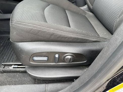 Certified 2022 GMC Terrain SLE w/ Driver Convenience Package AWD/4WD image 42